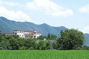 충남 논산 전원에 위치한 전인교육센터 전경